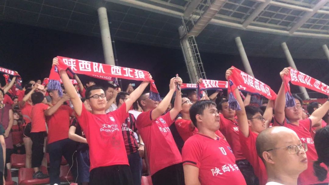 马赛核心中场伤愈复出,助力球队重返胜利轨道